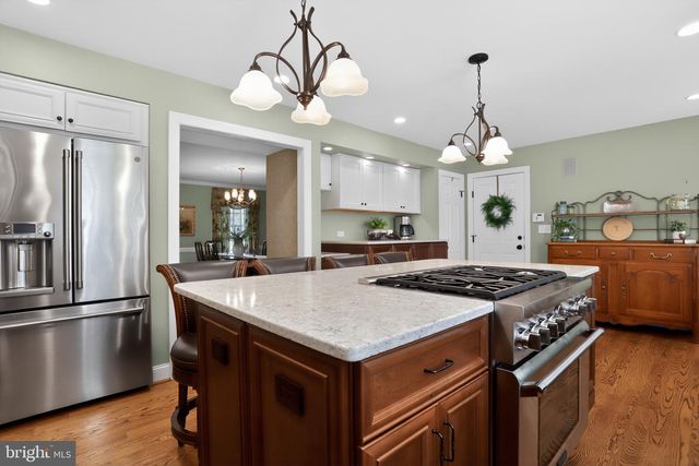 70 HOGAN LN, Ambler, PA 19002