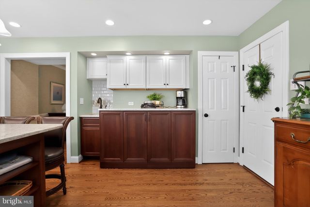 70 HOGAN LN, Ambler, PA 19002