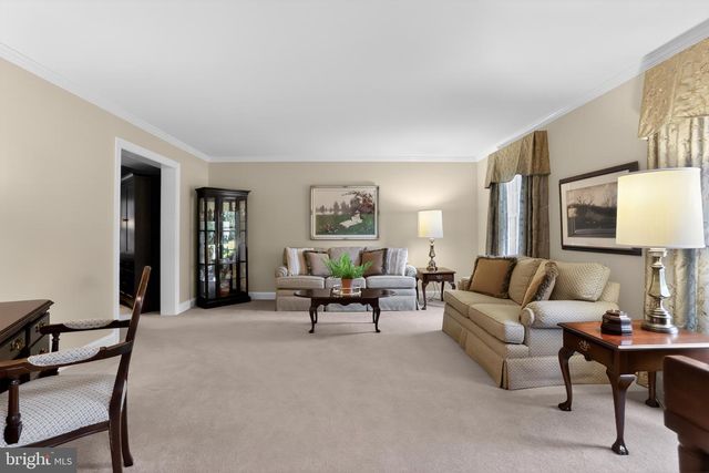 70 HOGAN LN, Ambler, PA 19002