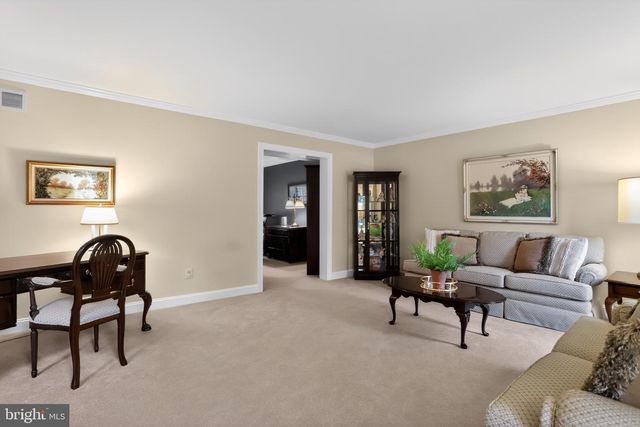 70 HOGAN LN, Ambler, PA 19002