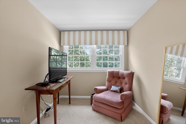 70 HOGAN LN, Ambler, PA 19002