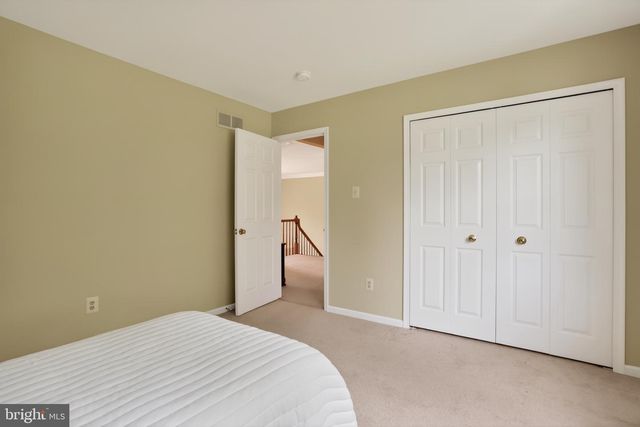 70 HOGAN LN, Ambler, PA 19002