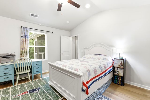 530 Poppleton Drive, Hampstead, NC 28443