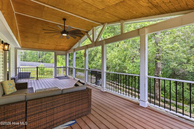 530 Poppleton Drive, Hampstead, NC 28443