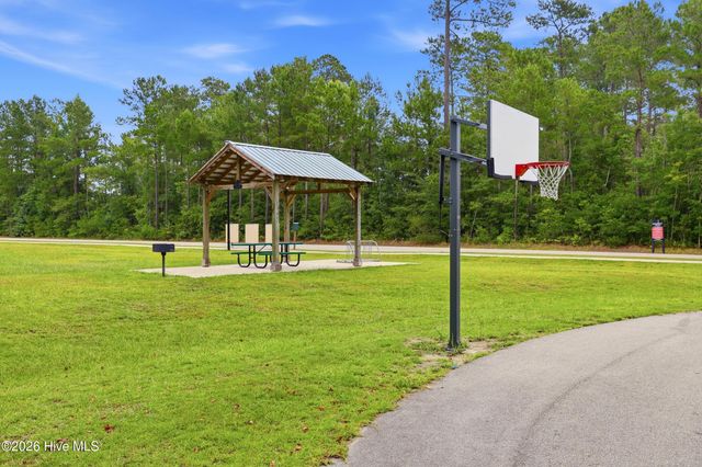530 Poppleton Drive, Hampstead, NC 28443