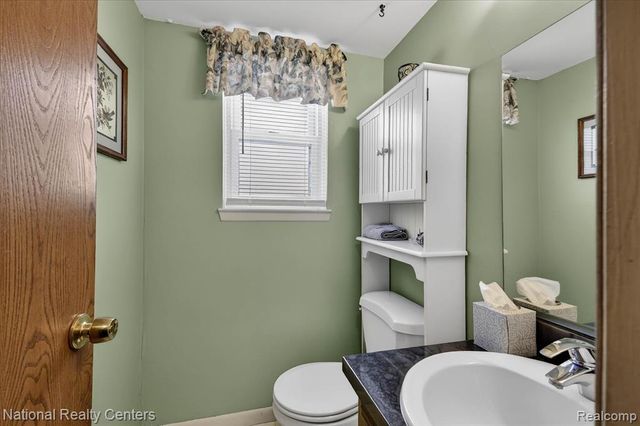 4315 Gale Drive, Howell, MI 48843