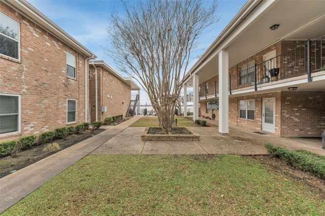 3535 Nasa Rd 1 64, Seabrook, TX 77586