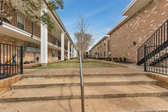 3535 Nasa Rd 1 64, Seabrook, TX 77586