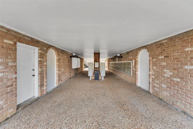 3535 Nasa Rd 1 64, Seabrook, TX 77586