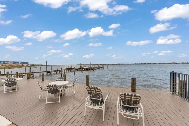 3535 Nasa Rd 1 64, Seabrook, TX 77586