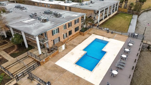 3535 Nasa Rd 1 64, Seabrook, TX 77586