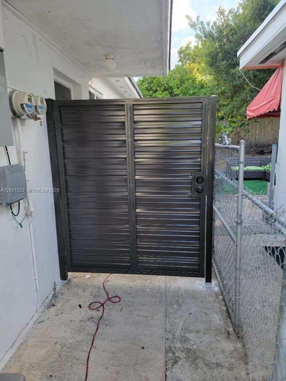 Address unavailable.