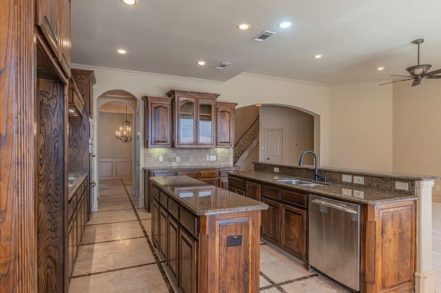 6916 Cannon Falls Drive, Plano, TX 75024