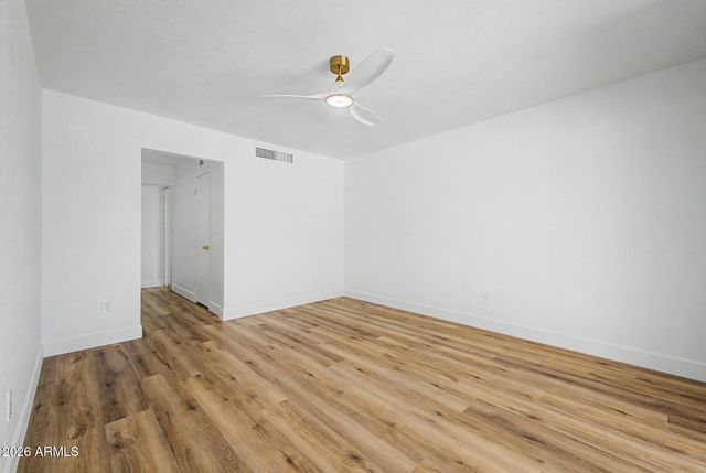 4036 W WOOD Drive, Phoenix, AZ 85029
