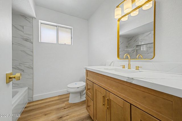 4036 W WOOD Drive, Phoenix, AZ 85029
