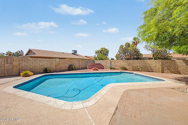 4036 W WOOD Drive, Phoenix, AZ 85029
