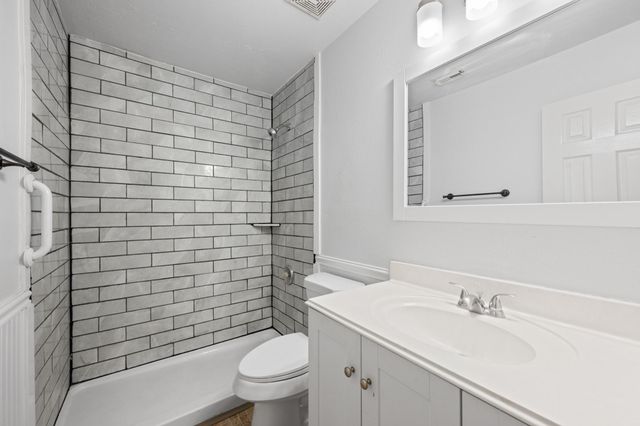 12130 La Salle Oaks, Conroe, TX 77304