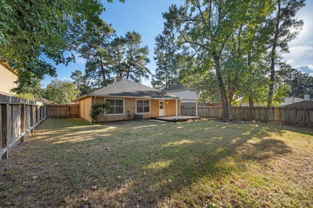 12130 La Salle Oaks, Conroe, TX 77304