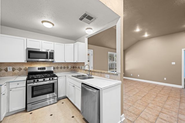 12130 La Salle Oaks, Conroe, TX 77304