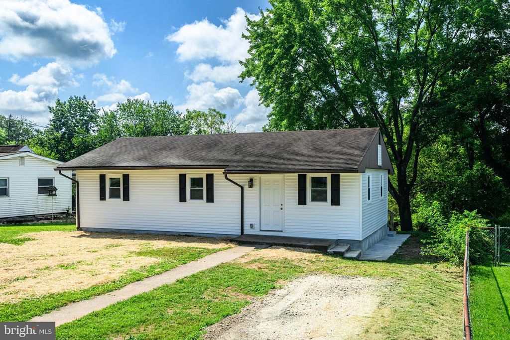 1348 CLAIRE DR, Birdsboro, PA 19508