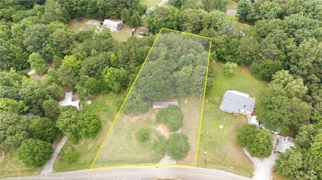 1386 Etheridge Drive, Auburn, GA 30011