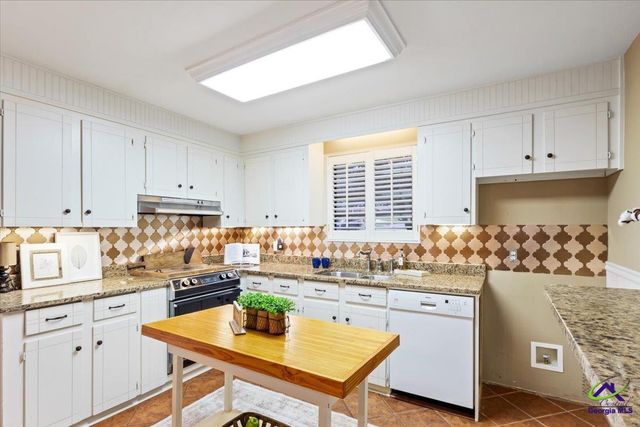 201 Marvin Boulevard, Warner Robins, GA 31088