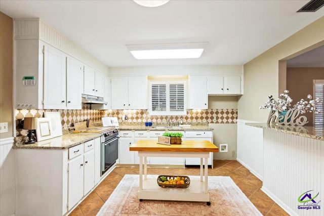 201 Marvin Boulevard, Warner Robins, GA 31088