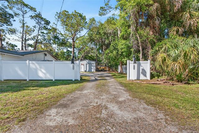 424 STONE ISLAND ROAD, Deltona, FL 32725