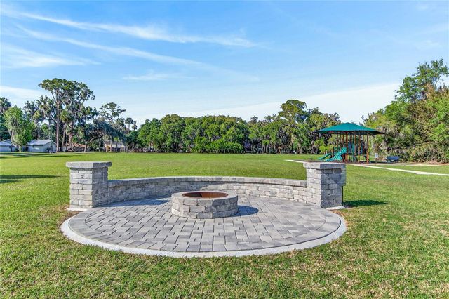 424 STONE ISLAND ROAD, Deltona, FL 32725