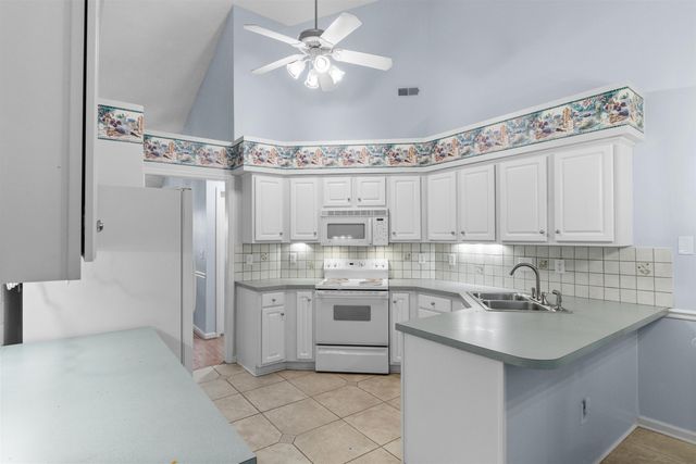 102 Walnut Circle, Conway, SC 29526