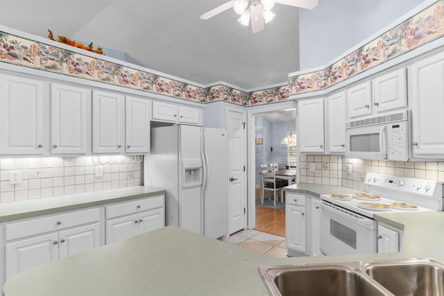 102 Walnut Circle, Conway, SC 29526