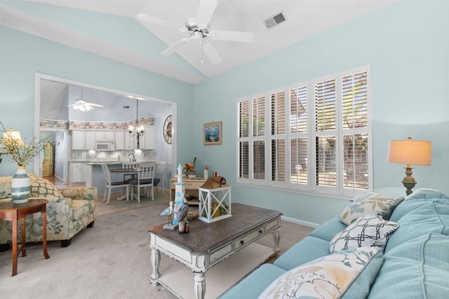 102 Walnut Circle, Conway, SC 29526