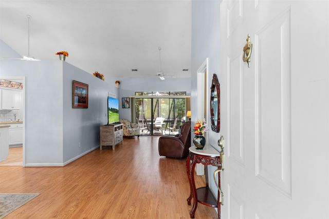 102 Walnut Circle, Conway, SC 29526