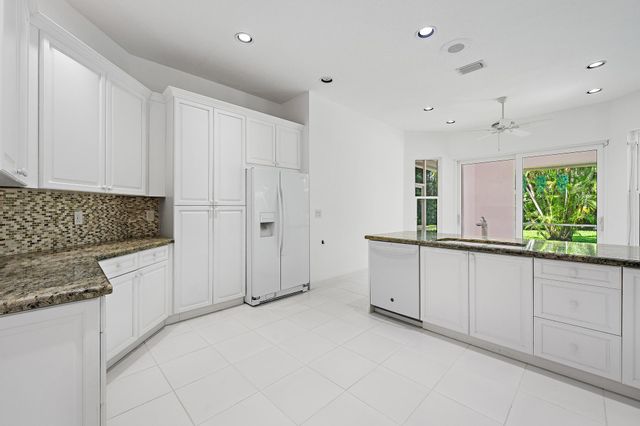 18504 SE Heritage Oaks Lane, Jupiter, FL 33469