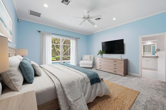 18504 SE Heritage Oaks Lane, Jupiter, FL 33469