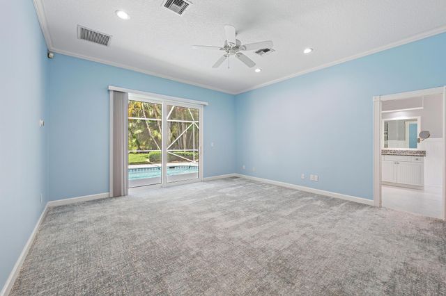 18504 SE Heritage Oaks Lane, Jupiter, FL 33469