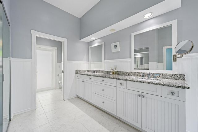 18504 SE Heritage Oaks Lane, Jupiter, FL 33469