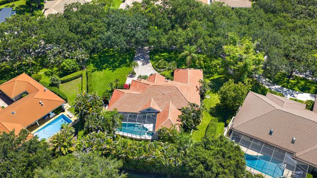 18504 SE Heritage Oaks Lane, Jupiter, FL 33469