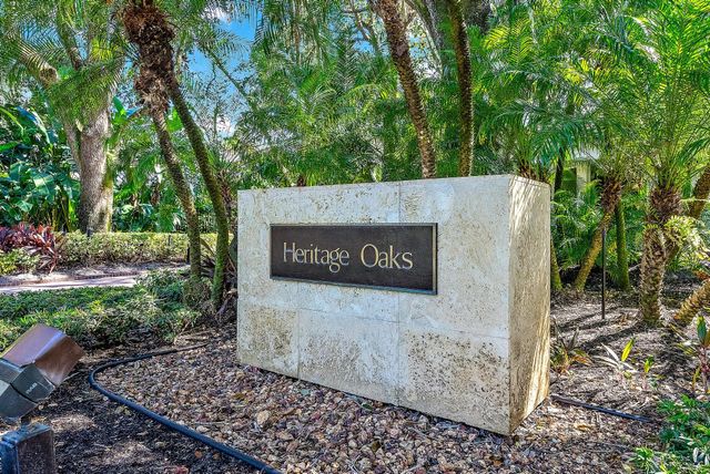 18504 SE Heritage Oaks Lane, Jupiter, FL 33469