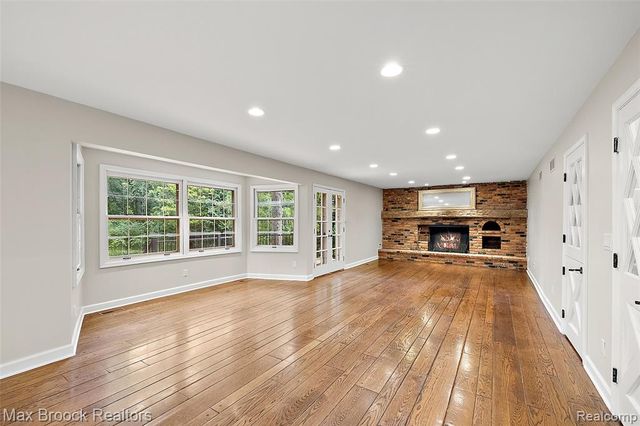 4627 Sunningdale Drive, Bloomfield Hills, MI 48302