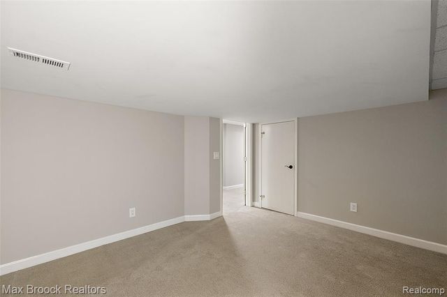 4627 Sunningdale Drive, Bloomfield Hills, MI 48302