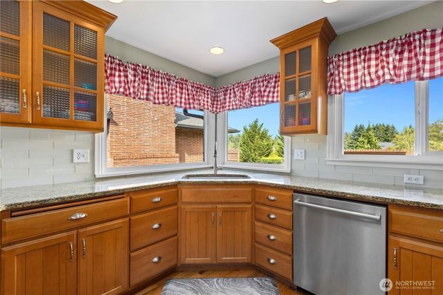 2606 Cooks Hill Road, Centralia, WA 98531