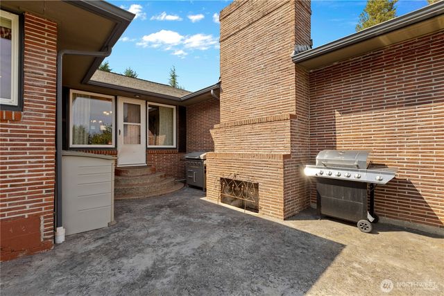 2606 Cooks Hill Road, Centralia, WA 98531