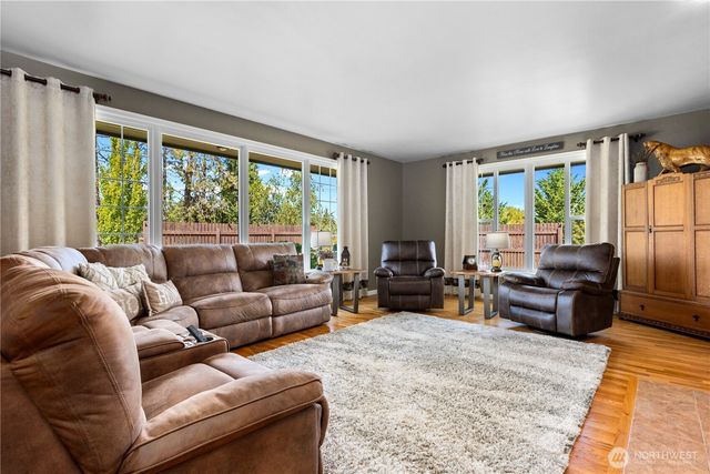 2606 Cooks Hill Road, Centralia, WA 98531