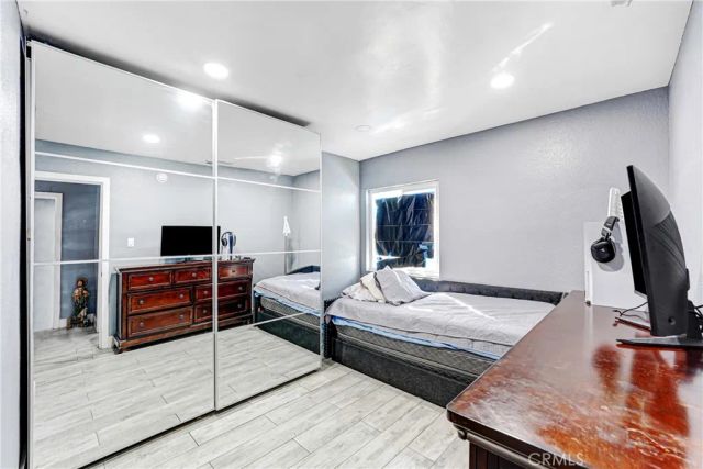 11068 Penrose Street, Sun Valley, CA 91352