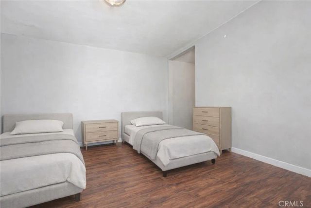 11068 Penrose Street, Sun Valley, CA 91352