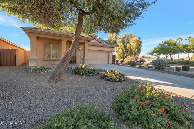 41344 N SALIX Drive, San Tan Valley, AZ 85140