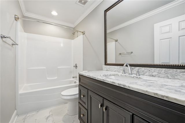 7 W 2nd Street, Williamston, SC 29697