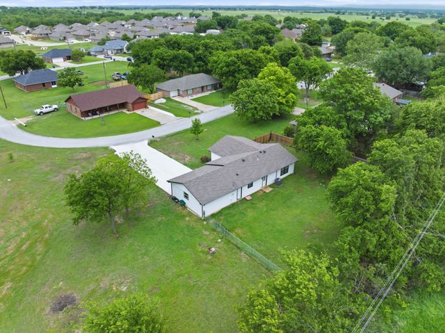 290 Old Spanish Trail, Valley View, TX 76272