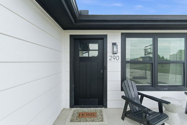 290 Old Spanish Trail, Valley View, TX 76272